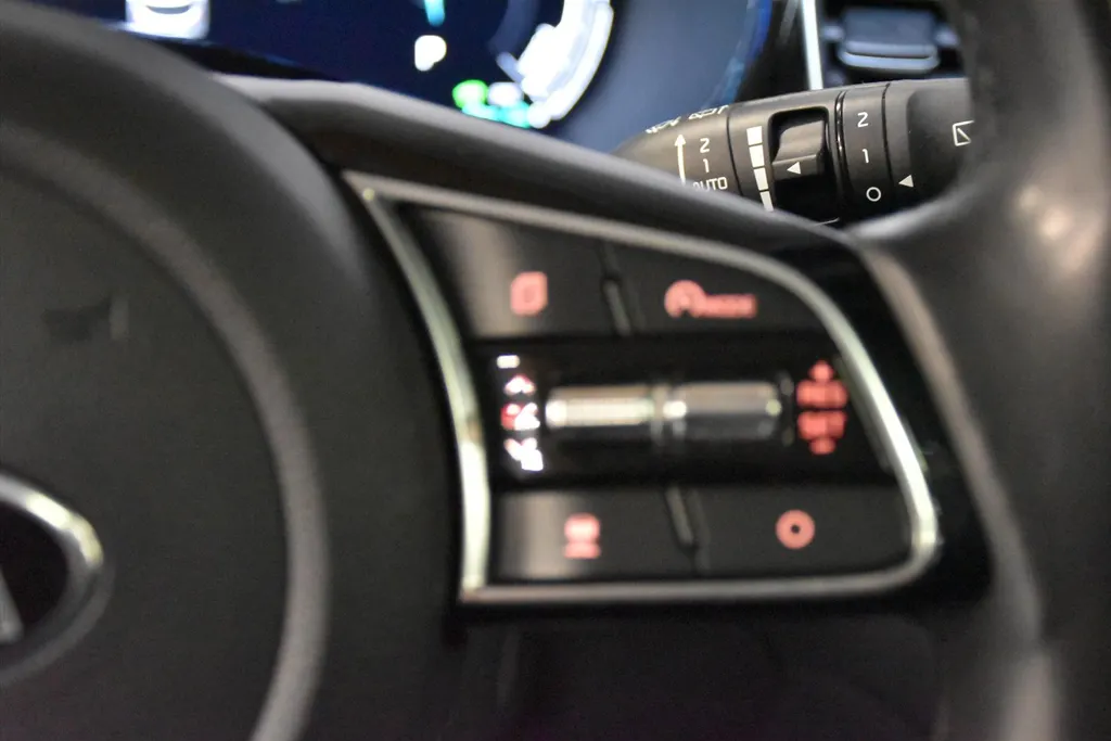 Kia XCeed 1.6 GDi PHEV 141pk DCT6 ExecutiveLine Trekhaak Pano Memory