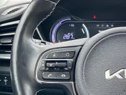 Kia e-Niro Edition 64 kWh | Navigatie | Climate control | Parkeer camera | Stoel + Stuurverwarming