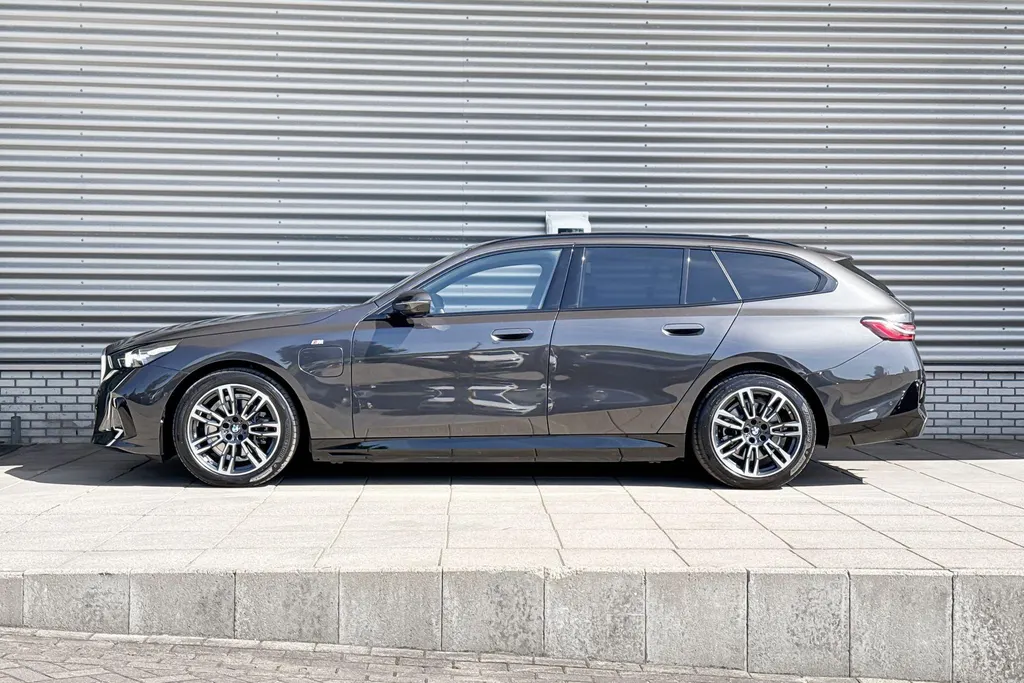 BMW 5 Serie Touring 530e M Sport Edition