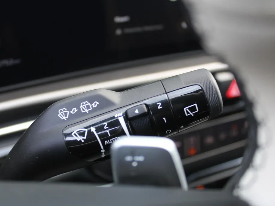 Kia Sportage 1.6 T-GDi Plug-in Hybrid GT-PlusLine | Stuur-/stoelverwarming + ventilatie | Schuifdak | 360 Camera | HUD | LED | Elek. stoelverstelling + achterklep |