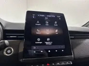 Renault Clio 145PK E-Tech Full Hybrid Esprit Alpine Automaat | DEMO | Bose Audio | Stoelverwarming | 360 Camera | Digital Cockpit | Apple CarPlay/Android Auto | Licht & Regen Sensor | Navi |