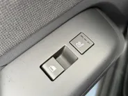 Hyundai Kona 1.6 GDI HEV Premium | 360 camera | Apple Carplay/ Android Auto | Stoelverwarming & ventilatie | Navigatie |