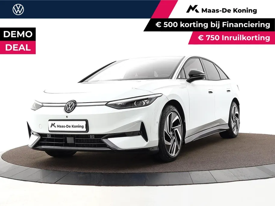 Volkswagen ID.7 Pro Business 286pk 77 kWh · SOH 97,2% · 360 Camera · Head-Up · Alarm · Elek. Trekhaak · Keyless · Elek. Voorstoelen · 20'' Inch · Gratis onderhoud & APK t/m 30-01-2030 · EXTRA INRUILKORTING ·