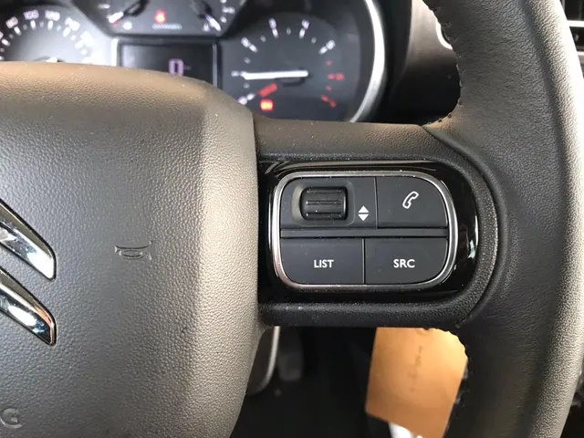 Citroën C3 Aircross PureTech 110pk Plus | Camera | Nav