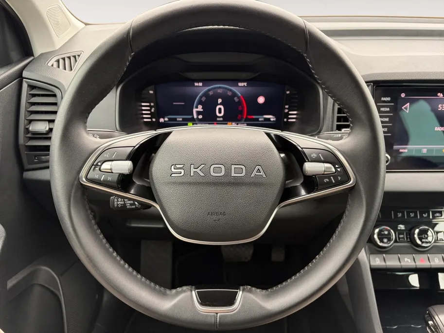 Škoda Karoq 1.5 TSI ACT Business Edition *Automaat*Navi via Carplay*Camera*Parkeersensoren*Climate Control*Keyless*Cruise Control*LM.Velgen*Zeer nette auto!