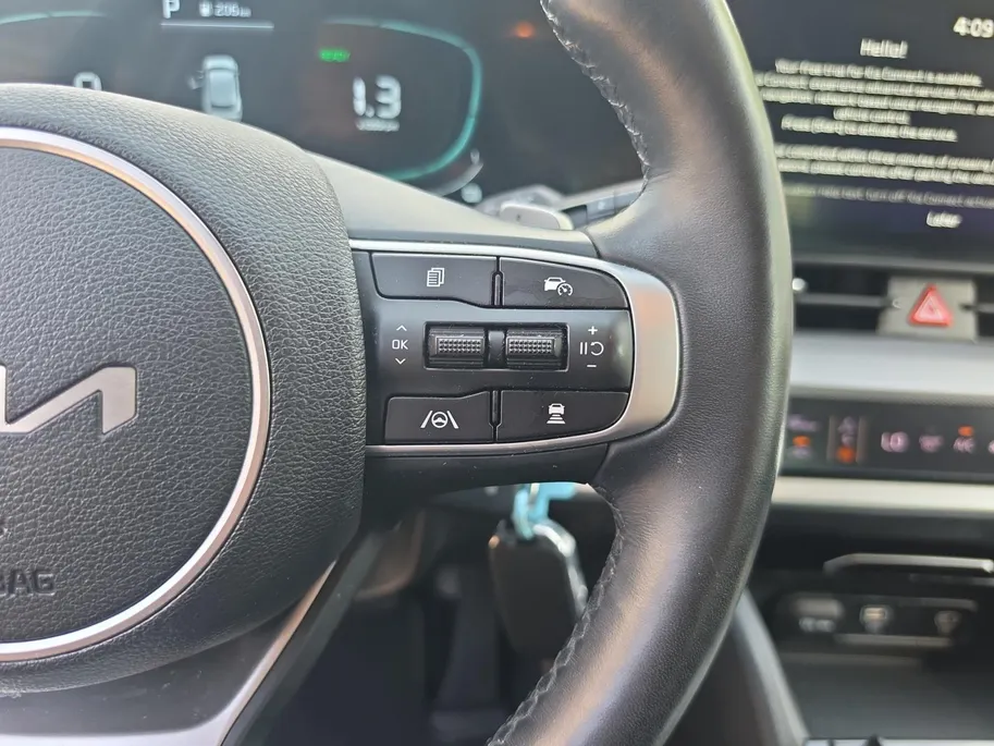 Kia Sportage 1.6 T-GDi Plug-in Hybrid AWD DynamicPlusLine | Cruise Control | Climate Control | Camera | Navigatie | Trekhaak | Stoelverwarming | Stuurverwarming |