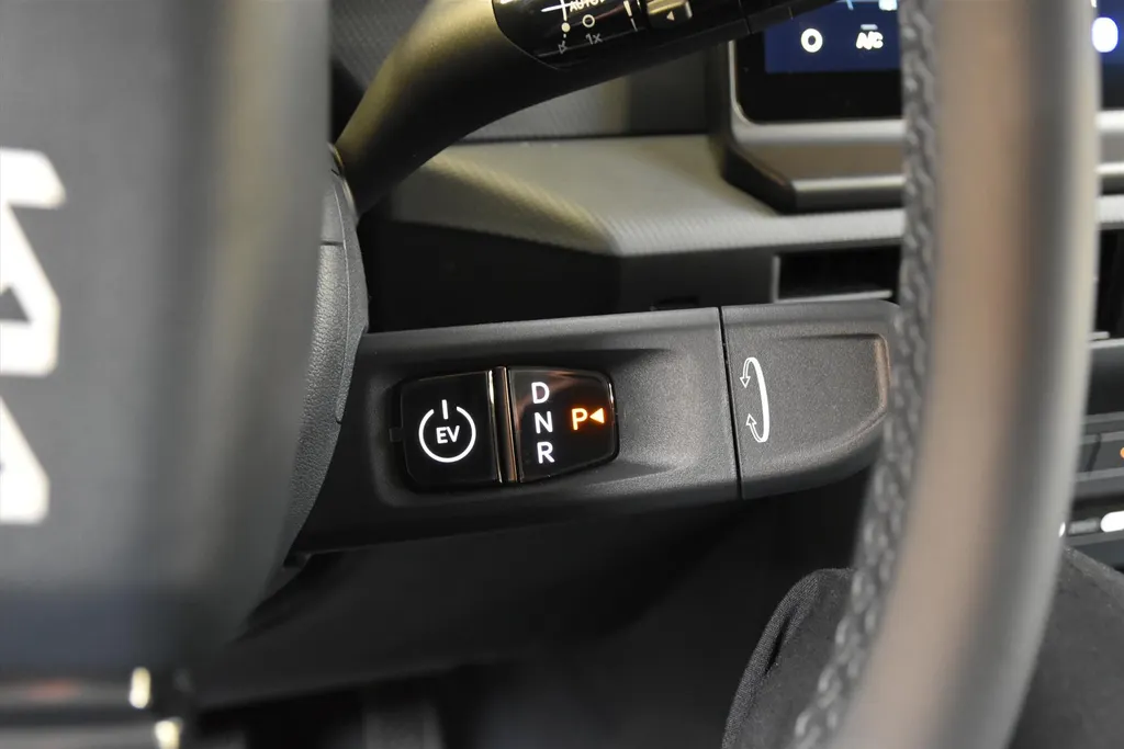 Kia PV5 Cargo 43.3 kWh 150pk L2H1 Essential