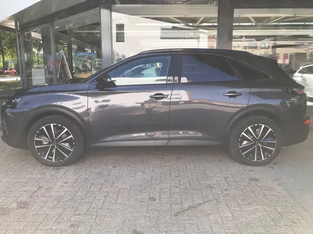 DS 7 1.6 PHEV 300 4x4 Pallas