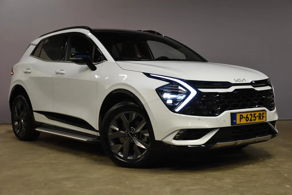Kia Sportage 1.6 T-GDi 230pk Hybrid AT6 GT-Line. Weinig km!