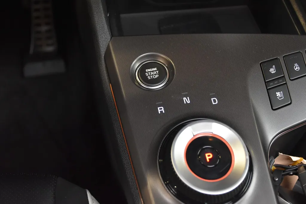 Kia Sportage 1.6 T-GDi 239pk Hybrid AT6 GT-PlusLine NIEUW VOORAAD ACTIE DIRECT LEVERBAAR