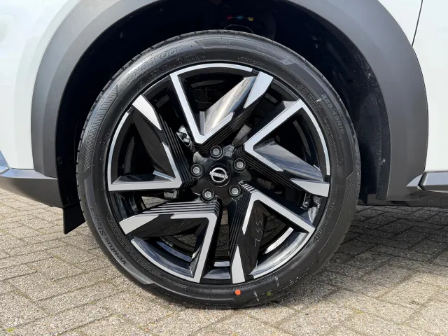 Nissan Juke Hybrid 143pk N-Design | NIEUW | € 4.000 korting | Cold Pack | Technology Pack | App Connect | 360-Camera | Blind Spot | Keyless