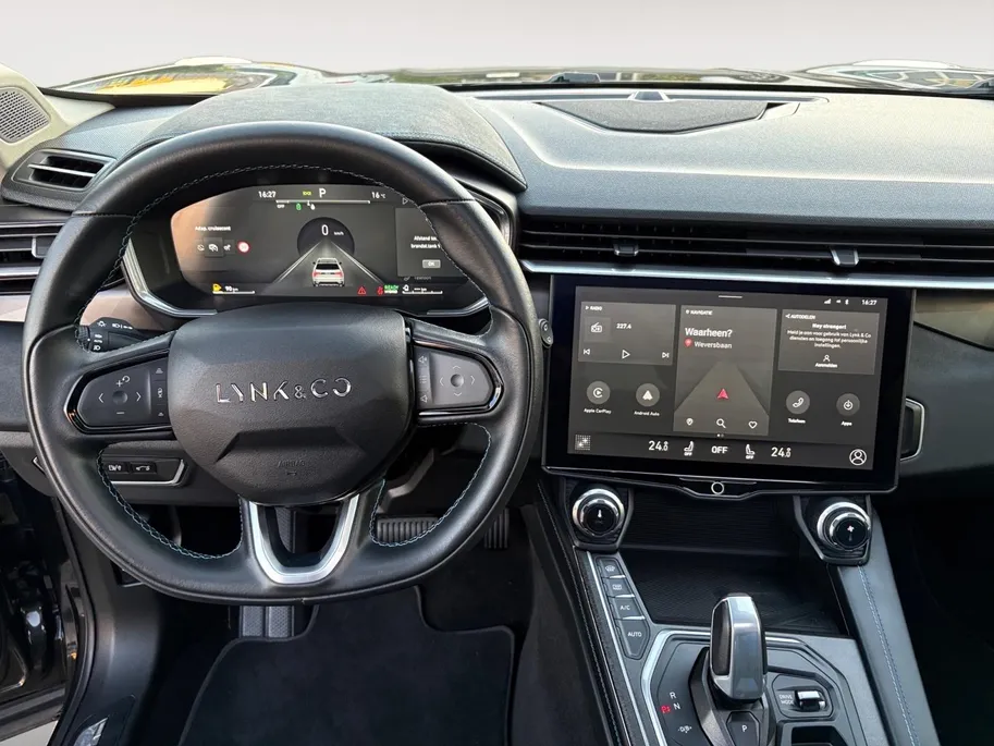 Lynk & Co 01 1.5 | Adaptieve Cruise Control | Stoelverwarming | Schuif/Kantel Dak |  | Elek. Achterklep | Lichtmetalen Velgen |