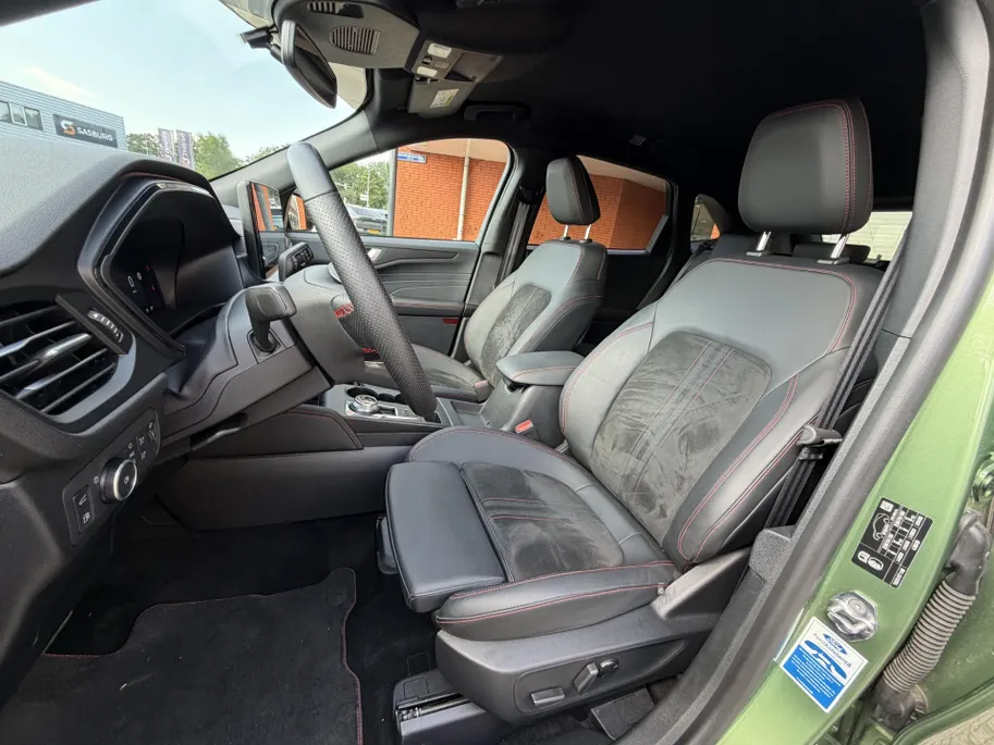 Ford Kuga 2.5 PHEV ST-Line X WINTERPAKKET.