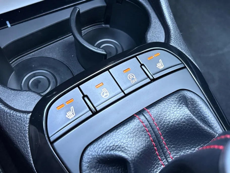 Kia Picanto 1.2 CVVT GT-Line | 84 PK! | Camera | Keyless |Leder | Stoel + Stuurverwarming | Apple Carplay | Android Auto | Lichtmetalen Velgen |