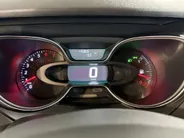 Renault Captur 120PK TCe Intens | Trekhaak | 1200KG Trekgewicht | Stoelverwarming |  Parkeersensor | Lichtmetalen Velgen | Licht & Regen Sensor | Cruise Control | Climate Control | Navigatie |