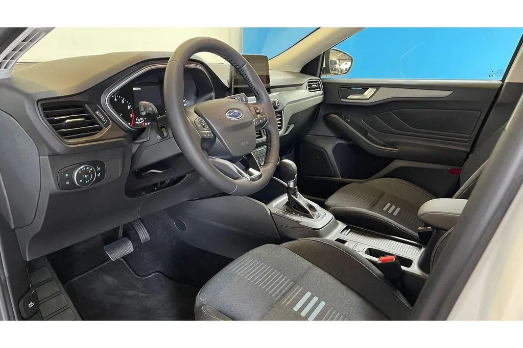 Ford Focus 1.0 EcoBoost Hybrid Active 125 PK | Automaat | Winterpack | Apple Carplay - Android Auto |  Full LED | Keyless Entry & Start |
