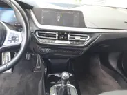 BMW 1 Serie 118i Business Edition M-exterieur pakket | Digitaal cockpit | Navigatie | Cruise | Climate | M-bekleding | M-stuur | Apple Carplay/Android Auto