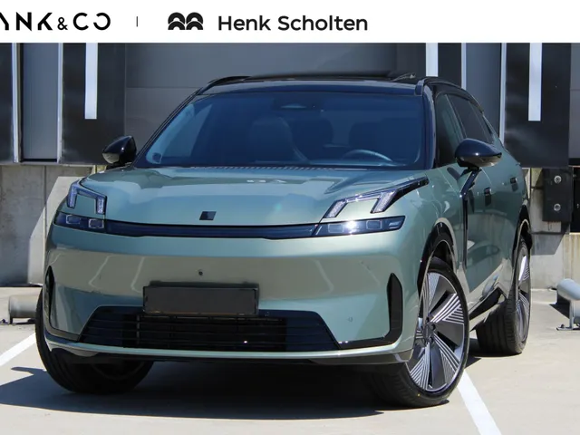 Lynk & Co 08