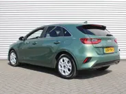 Kia Ceed 1.0 T-GDi DynamicPlusLine | Stuur-/stoelverwarming | Camera | Draadloos laden | LED | Dodehoek detectie | 16' LM |
