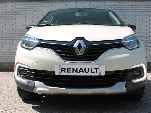 Renault Captur 0.9 TCe Intens | navigatie | trekhaak | climate control
