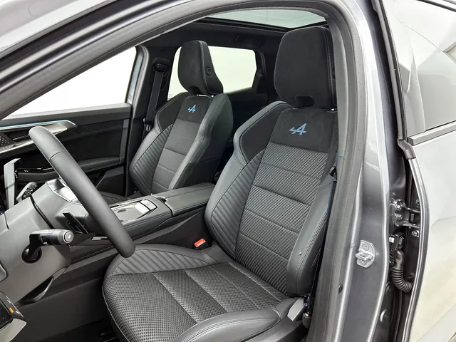Renault Austral E-Tech full hybrid 200PK esprit Alpine FULL OPTION | PANORAMA | 360 CAMERA | HARMAN KARDON | LED MATRIX | WINTERPACK | HEAD-UP