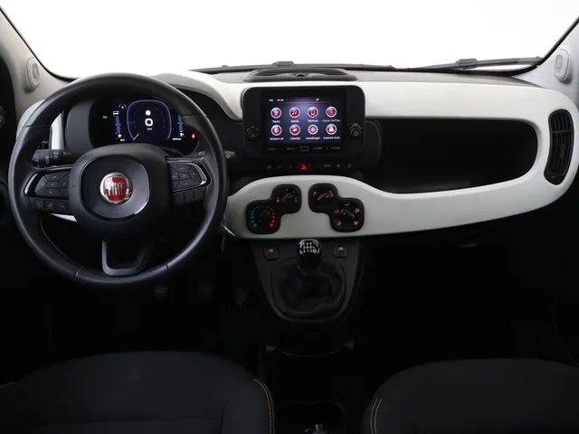 Fiat Panda 1.0 Hybrid Pandina