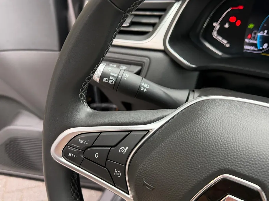 Renault Captur 1.0 TCe 90 Intens | HOGE ZIT | TREKHAAK | APPLE / ANDROID CARPLAY | CRUISE/CLIMATE CONTROL