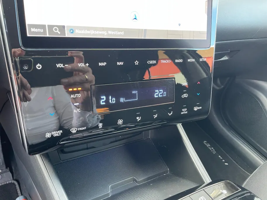 Hyundai Tucson 1.6 T-GDI PHEV Comfort Smart 4WD |Navigatie| Achteruitrijcamera| Parkeersensoren v+a| Stoel/Stuurverwarming| Elektrische achterklep| Trekhaak|