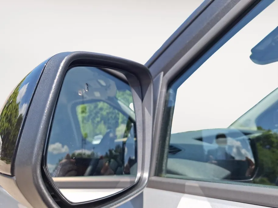 Ford E-Transit Courier Limited 44 kWh | Driver assistancepack | Winterpack | Trekhaak | Led laadruimteverlichting | Climate Control | Verwarmbare stoelen | Camera | 17' Lichtmetaal |te bestellen