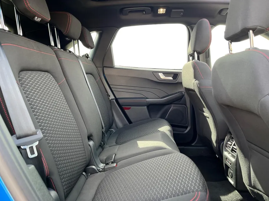 Ford Kuga 2.5 PHEV ST-Line | Schuif/Kantel Dak | Adaptieve Cruise Control | Elek. Trekhaak | 2100 KG Trekgewicht | Winter Pack |