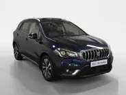 Suzuki S-Cross 1.4 Boosterjet Stijl AUTOMAAT NAVI AIRCO CAMERA ADAPTIEVE CRUISE CONTROLE APPLE CARPLAY ANDROID AUTO SCHUIFKANTELDAK LEER ZEER MOOIE AUTO DEALER ONDERHOUDEN