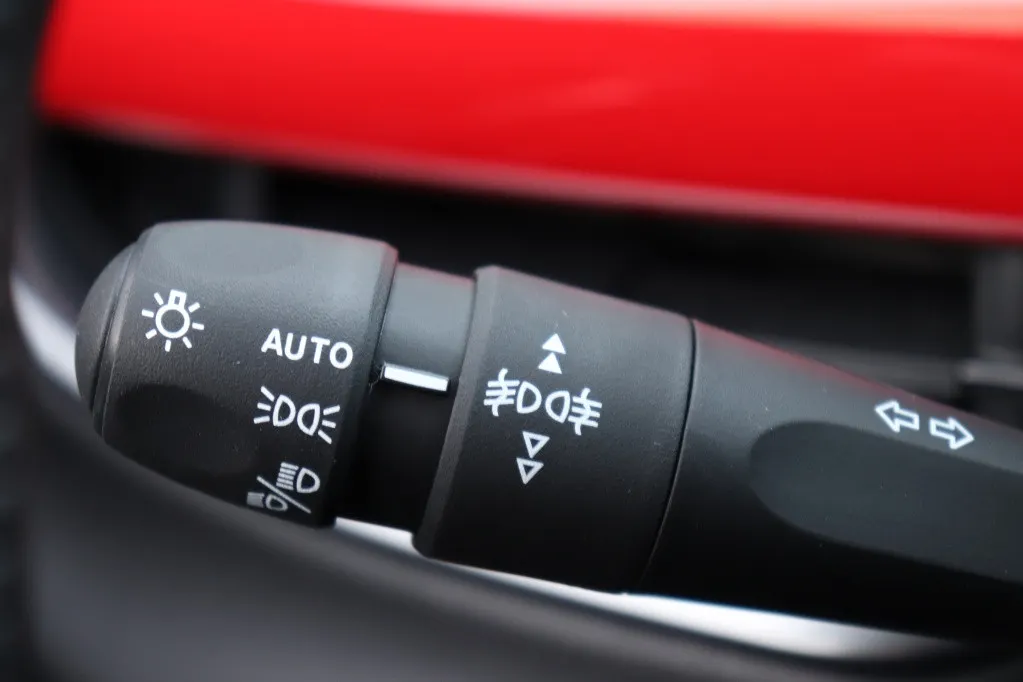 Fiat 600 RED 54 kWh | Carplay | Clima | Cruise | PDC | BTW