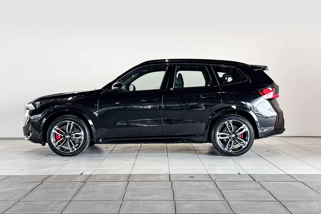 BMW iX1 eDrive20 67 kWh M Sport Edition