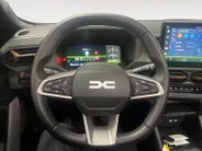 Dacia Bigster 1.2 Mild Hybrid 140 Extreme NAVI AIRCO CAMERA SCHUIFKANTELDAK CRUISE CONTROLE TREKHAAK ZWARTE VELGEN PAS 6000KM ONRGINEEL NEDERLANDS