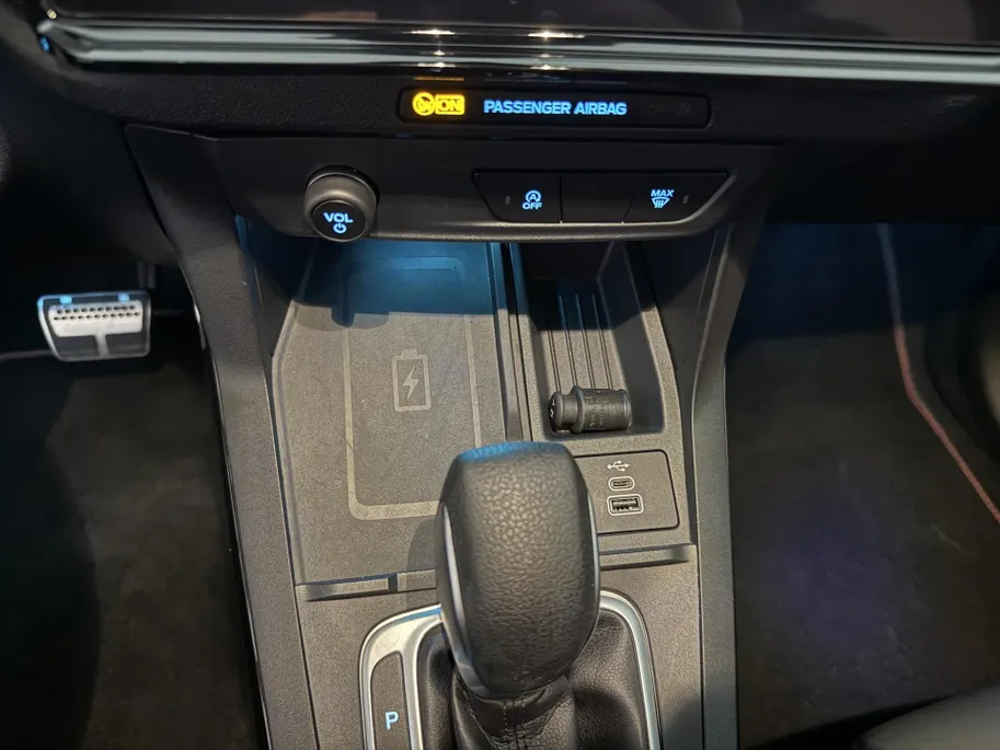 Ford Puma 1.0 EcoBoost Hybrid ST-Line X | Winterpack | All Season Banden | Draadloos Apple Carplay / Android Auto |