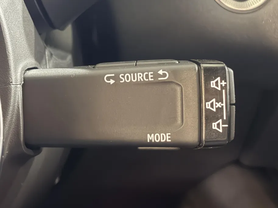 Renault Captur 145PK E-Tech Full Hybrid Techno Automaat | Navi | Camera | Parkeersensoren | Apple CarPlay/Android Auto | Adaptive Cruise Control | Digital Cockpit | Lichtmetalen Velgen | Full LED |