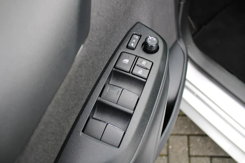 Mazda 2 Hybrid 1.5 Agile Comfort Pack | 15' LM | Airco | Cruise | PDC |