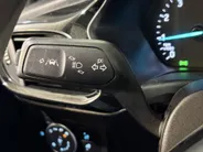 Ford Fiesta 85PK Trend | 1e eigenaar | Navi | Cruise Control | Airco | DAB | Apple CarPlay/Android Auto | Parkeersensoren | Elektrische Ramen & Spiegels | Licht Sensor |
