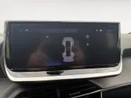 Peugeot 208 1.2 Hybrid 110 e-DCS6 Allure | Lichtmetaal | Automaat | Apple Carplay | Android Auto | 1 Jaar Bovag Garantie