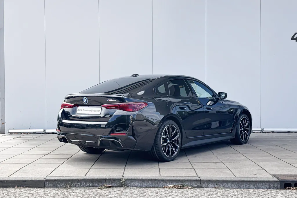 BMW i4 M60