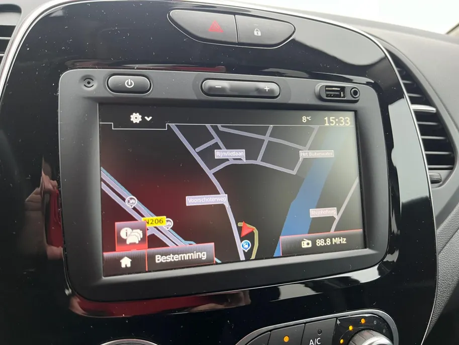 Renault Captur 1.3 TCe Intens *Automaat*Navi+Camera*Climate Control*Keyless Entry*Parkeersensoren*Zeer nette auto!