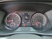 Volkswagen Transporter 2.0 TDI L2H1 28 Comfortline | 3-zits | Airco | Cruise | PDC | Apple Carplay | Android Auto | Volledig betimmerd |