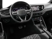 Volkswagen Polo 1.0 TSI 110pk DSG R-Line · Camera · Matrix LED · Stoelverwarming · Apple/Android Car Play · ACC · P-Sensoren · 17'Velgen ·