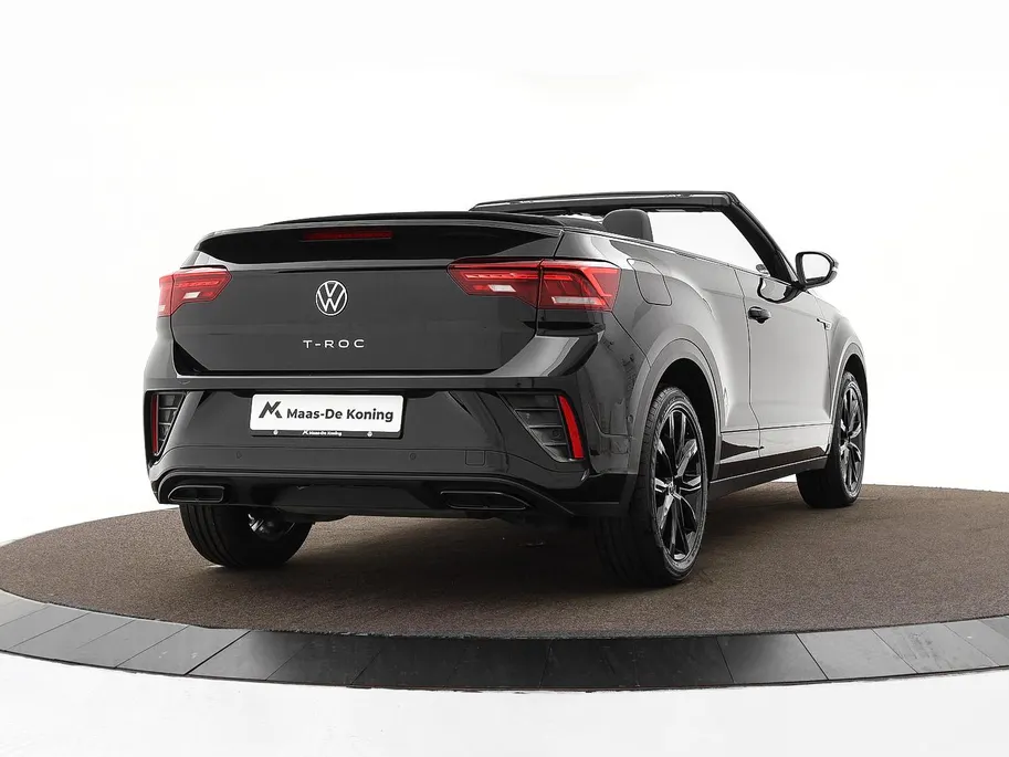 Volkswagen T-Roc Cabrio 1.5 TSI 150pk DSG R-Line · Camera · Apple/Android Car Play · Stoel-& Stuurverwarming · P-Sensoren · 18'' Inch ·