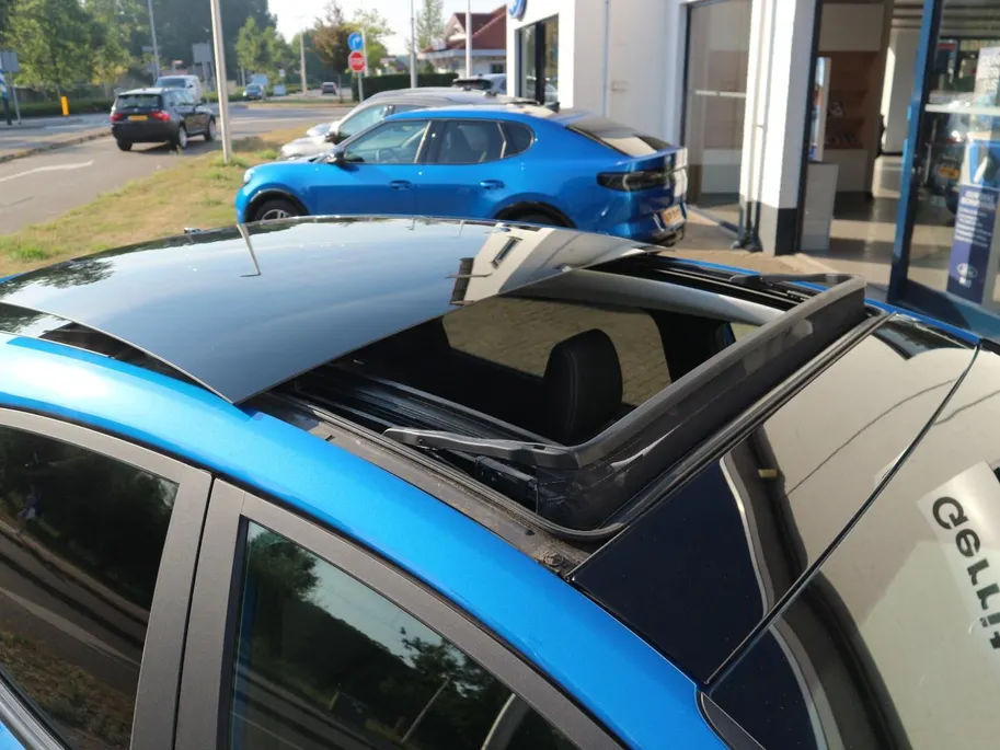 Ford Puma 1.0 EcoBoost Hybrid Titanium 125pk | Panodak | Driver Assistance- | Winter Pack