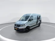 Volkswagen Bedrijfswagens Crafter Bedrijfswagens 35 Trendline 2.0 TDI 140pk L3H3 · 18' LM velgen · Trekhaak · Sidebars · Achterdeurspoiler · Voorspoiler · Camera · Apple/Android Car Play · Navigatie
