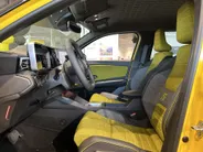 Renault 5 comfort range iconic cinq 52 kWh | NU met €1.800,- Zeeuw & Zeeuw voorraadkorting en met GRATIS 5 jaar fabrieksgarantie tot 160.000km | PACK SAFETY & ADVANCED DRIVING ASSIST | V2G ready | Auto van het Jaar 2025 | Te financieren tegen 2,9% rente |