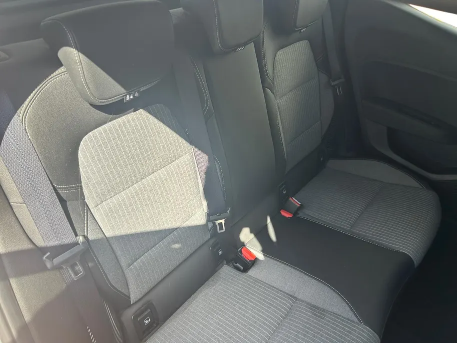 Renault Clio 1.6 E-Tech Full Hybrid 145 techno | Automaat | Apple Carplay & Android Auto | Camera | Navigatie | Parkeersensoren | Cruise Control | 12 Maanden BOVAG Garantie