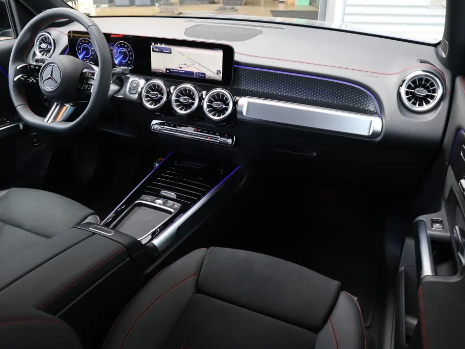 Mercedes-Benz EQB 250+ Business Solution AMG 7p. 71 kWh l Keyless l Achteruitrij camera l Stoelverwarming l Memory