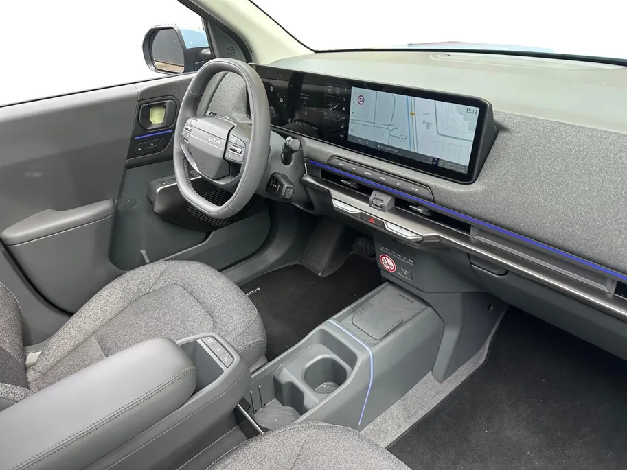 Kia EV2 Plus Advanced 42.2 kWh Panorama dak | Harman & Kardon | Navigatie | Stoel & stuurverwarming | Fabrieksgarantie t/m 5-6-2033 +3x 1 jaar* | NAP